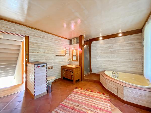 Jolie propriété de 197m² en coeur de village