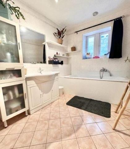 Vente Appartement126 m² - 5 Pièces - CARCASSONNE (11000)