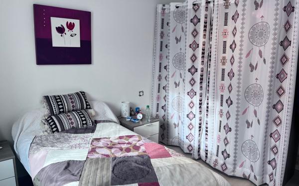 Maison à vendre    3 pièces •  Générac