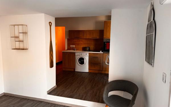 Maison à vendre    3 pièces •  Générac