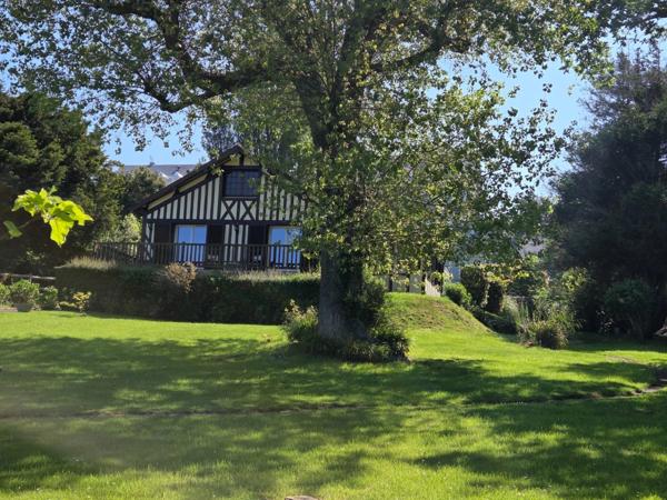 Emplacement d'exception Maison de 160 M2 vue mer sur 2580 M2 à Trouville sur Mer