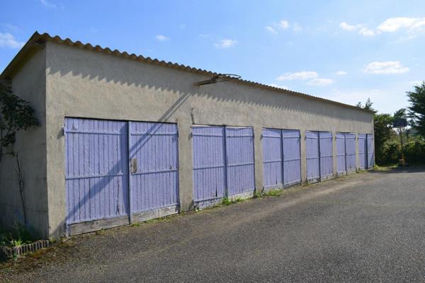 Villa de caractère – 295 m² – Terrain 5 000 m² dont 3 000 m² constructibles – Prissé