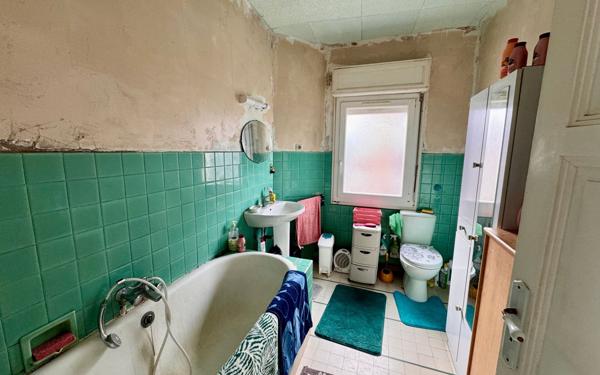 Maison à vendre    3 pièces •  Dax