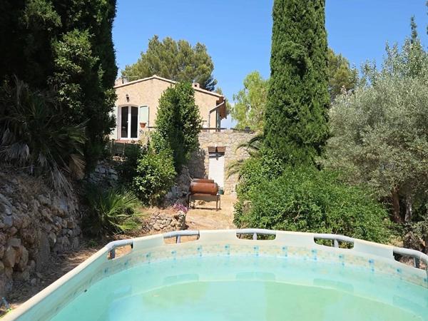 Maison T4, 3 chambres. Vous cherchez une maison à Sollies-Ville avec terrain?