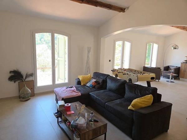 Maison T4, 3 chambres. Vous cherchez une maison à Sollies-Ville avec terrain?