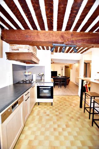 TOULON (83) - EMPLACEMENT IDEAL CENTRE VILLE – APPARTEMENT 2 PIECES DE 51 M² PLEIN DE CHARME ET DE CACHET - INVESTISSEMENT OU RESIDENCE PRINCIPALE