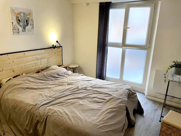 TOULON (83) - EMPLACEMENT IDEAL CENTRE VILLE – APPARTEMENT 2 PIECES DE 51 M² PLEIN DE CHARME ET DE CACHET - INVESTISSEMENT OU RESIDENCE PRINCIPALE