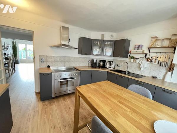 AMIENS - EXCLUSIVITE - MAISON EN RETRAIT DE RUE - 3 CHAMBRES - JARDIN 250 m² 