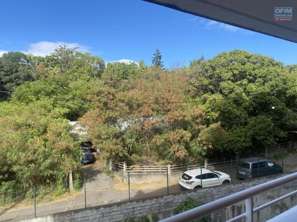 A vendre -Appartemnt T3 de 51 m2 avec varangue et parking fermé - Secteur Sainte-Clotilde