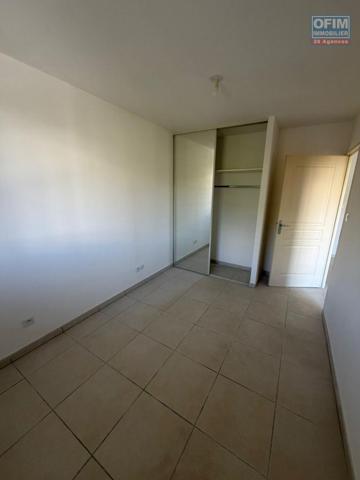 A vendre -Appartemnt T3 de 51 m2 avec varangue et parking fermé - Secteur Sainte-Clotilde