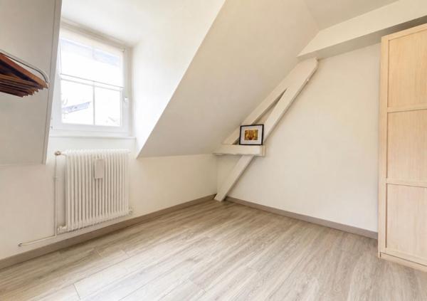 Maison à Compiègne :  5 pièce(s) 95 m2 + Jardin et dépendance