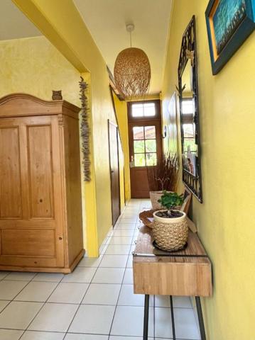 Maison à Compiègne :  5 pièce(s) 95 m2 + Jardin et dépendance