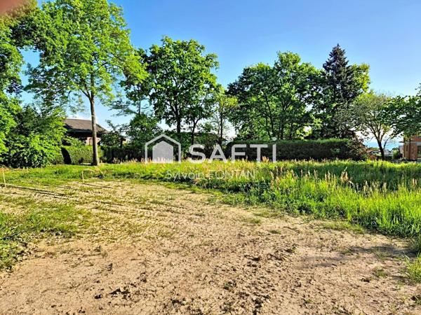 Libre de constructeur, 1035 m², emprise au sol 148 m²