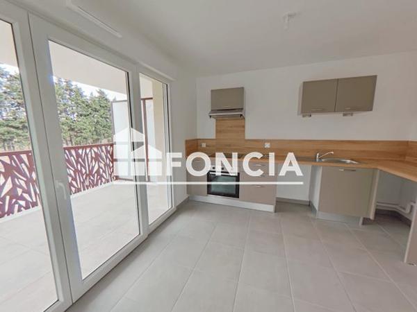 Location Appartement 3 pièces 63.5 m² - appt 108 Monteux 84170