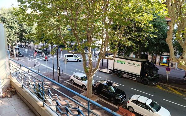 Appartement à vendre    2 pièces •  Antibes