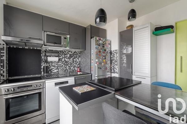 Appartement à vendre 4 pièces 70 m² Tassin-la-Demi-Lune