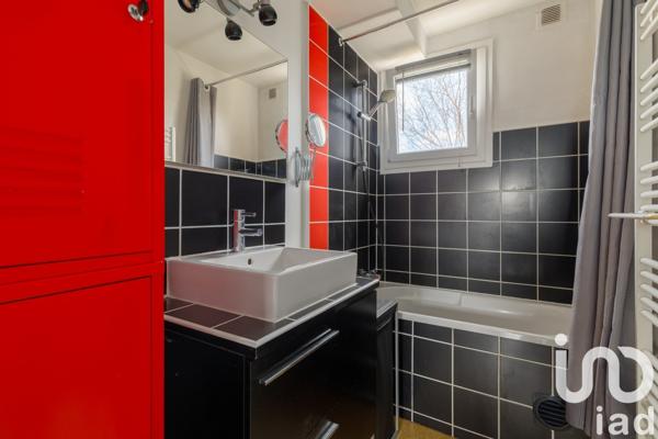 Appartement à vendre 4 pièces 70 m² Tassin-la-Demi-Lune