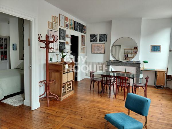 À LOUER T2 MEUBLÉ DE 53 m² AVEC COUR INTERIEURE TOULOUSE  GUILHEMERY