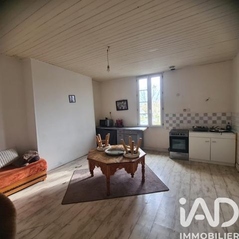 Maison à vendre 6 pièces 200 m² Saint-Seurin-sur-l'Isle