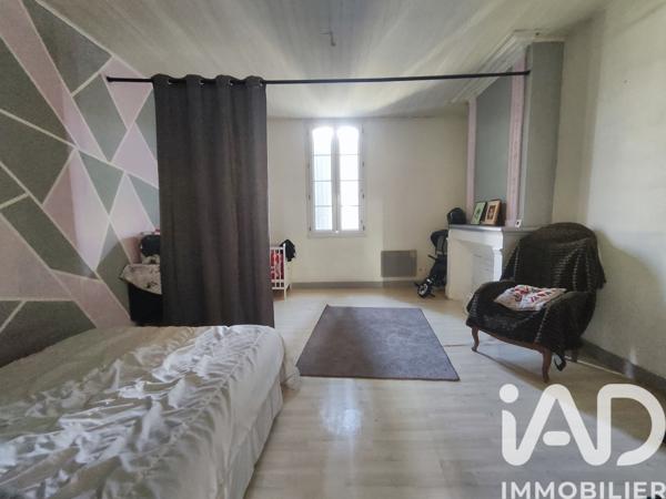 Maison à vendre 6 pièces 200 m² Saint-Seurin-sur-l'Isle