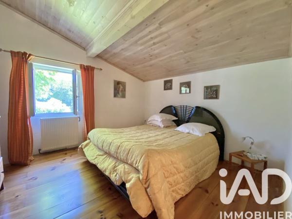 Maison à vendre 8 pièces 230 m² Durance