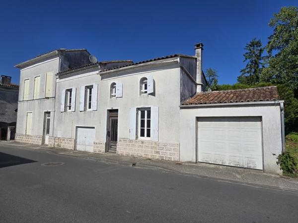 Immeuble à vendre |  Jonzac |  231 m²