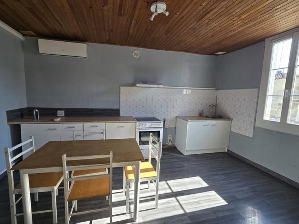 Immeuble à vendre |  Jonzac |  231 m²