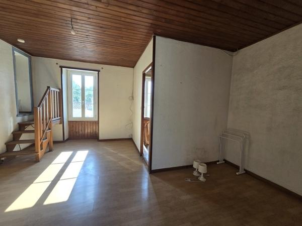 Immeuble à vendre |  Jonzac |  231 m²