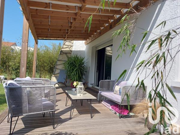 Maison 3 pièces de 64 m² à Audenge (33980)