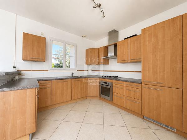 Maison - 4 pièces - 115 m² & Dépendances 200 m²