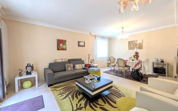 Maison à vendre    6 pièces •  Carquefou