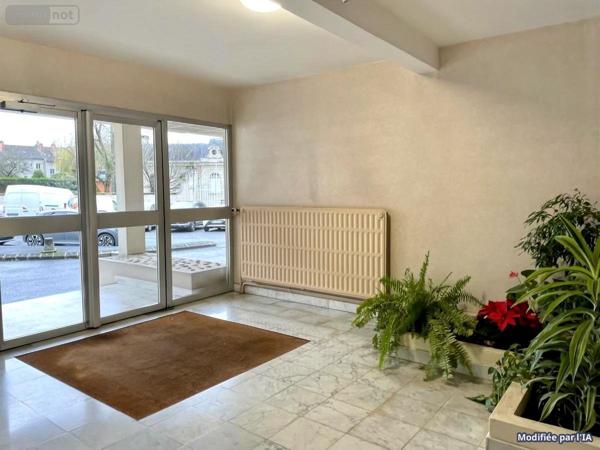 Appartement à vendre à Châlons-en-Champagne dans la Marne (51000), ref : 51084-1236