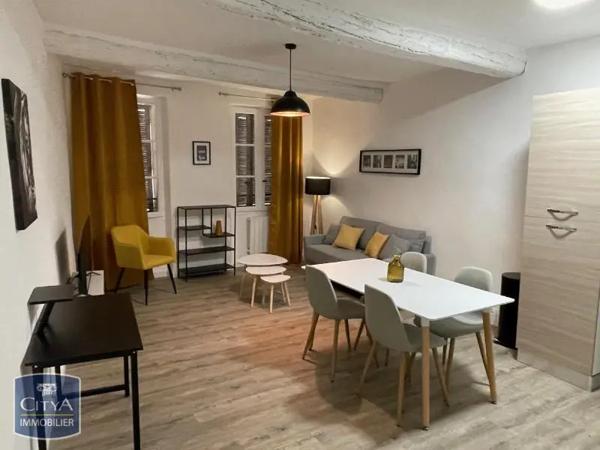 Appartement à louer 2 pièces 40.67m² Toulon (83000)