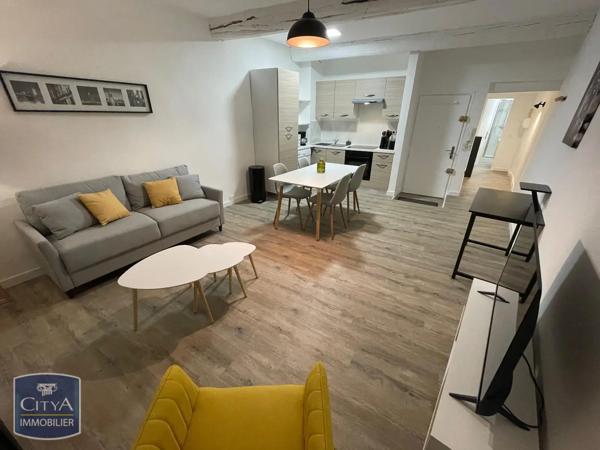 Appartement à louer 2 pièces 40.67m² Toulon (83000)