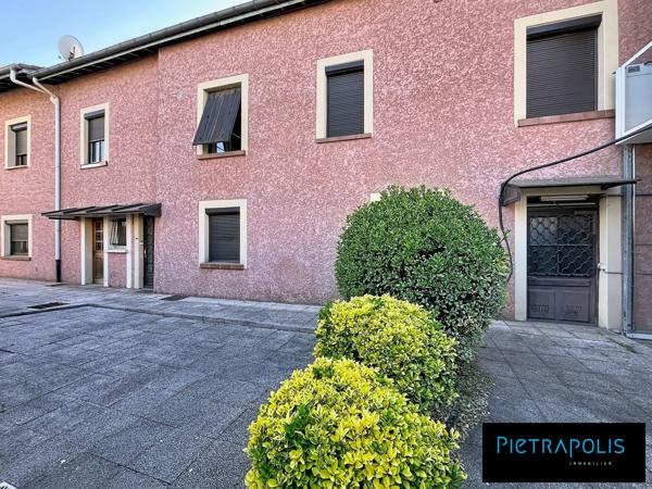 Ensemble de trois appartements