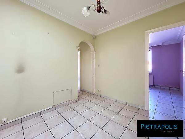 Ensemble de trois appartements