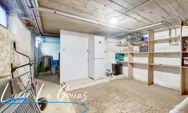Maison mitoyenne de 97m² avec dépendances de 70m² au sol