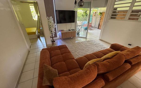 Appartement à louer    4 pièces •  Cayenne