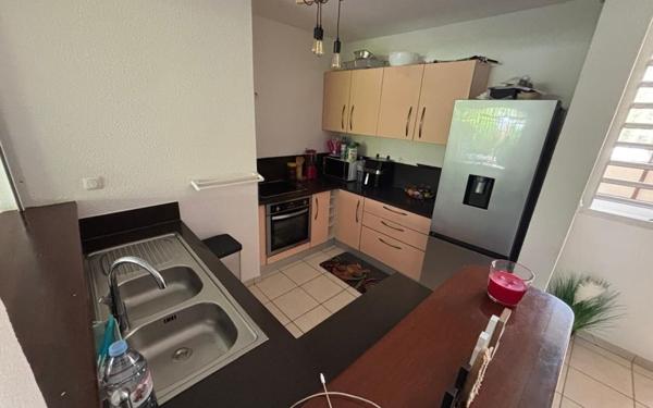 Appartement à louer    4 pièces •  Cayenne