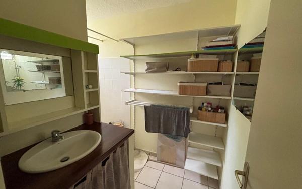 Appartement à louer    4 pièces •  Cayenne