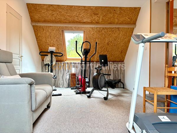 Vente
                Maison132,5 m² - 6 Pièces -
                    COUTANCES (50200)