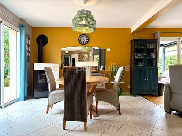 Vente
                Maison132,5 m² - 6 Pièces -
                    COUTANCES (50200)