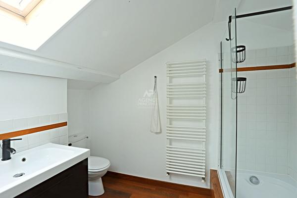 Maison Nanterre 5 pièce(s) 750 000 € **  - Référence  15439