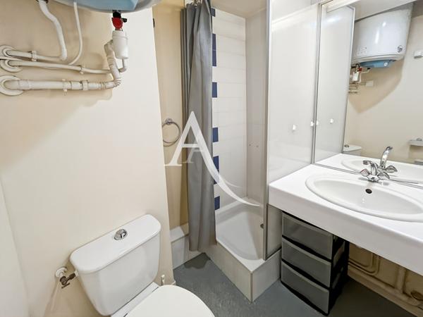 Studio meublé de 18 m² avec balcon et place de parking privative Marseille 13013