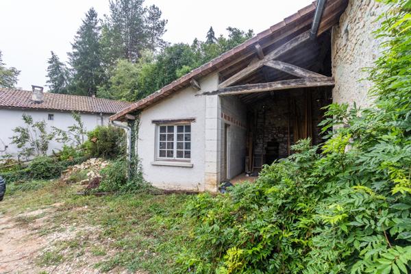 Maison
         4 pièces
        - 115 m² 95 500 €*