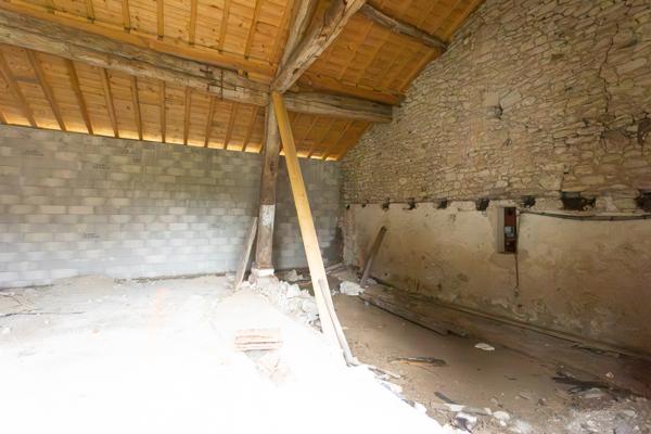 Maison
         4 pièces
        - 115 m² 95 500 €*