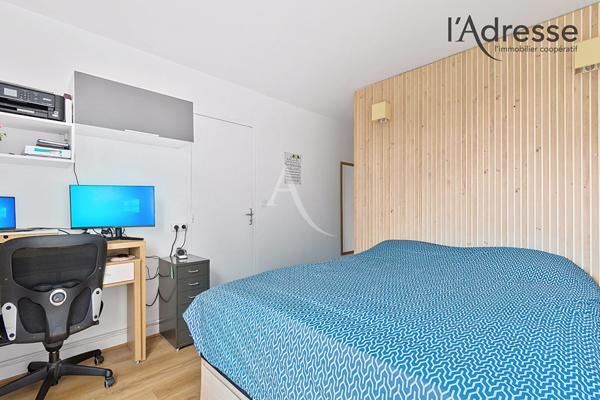 SURESNES Mont Valérien - 5 pièces de 103m² - Terrasse de 21m² et balcon de 9m² - Vue Paris Tour Eiffel- cave et double place de parking