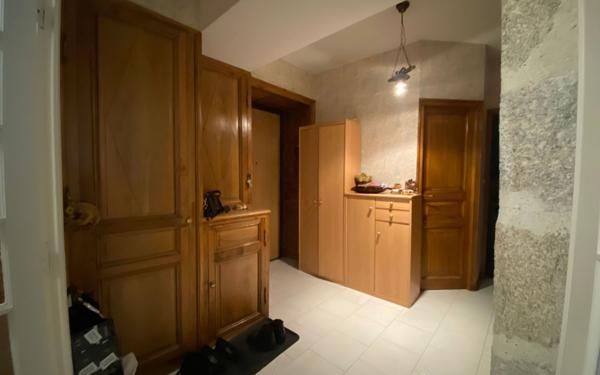 Appartement à vendre    5 pièces • 128,70 m2 Alençon