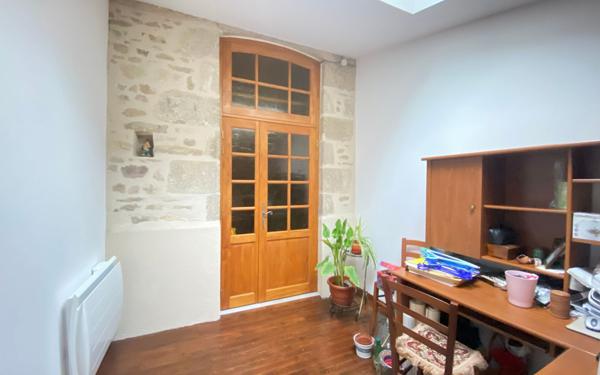 Appartement à vendre    5 pièces • 128,70 m2 Alençon