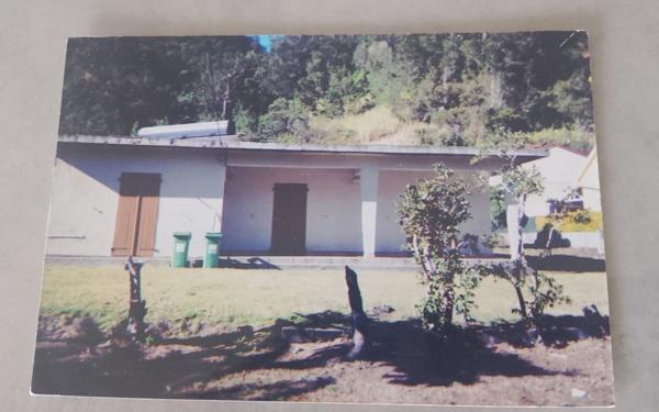 Maison à vendre    4 pièces •  Cilaos